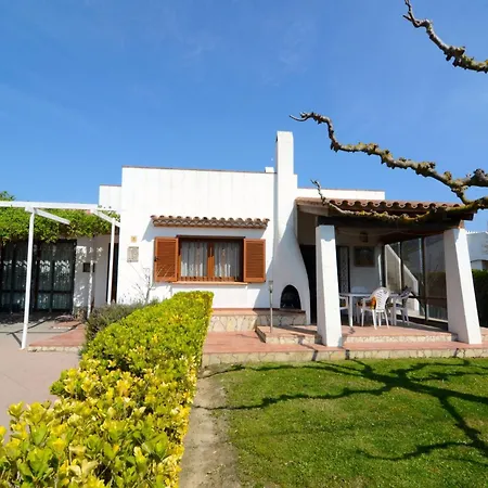 The House In Estartit Has 3 Bedrooms Holiday home L'Estartit