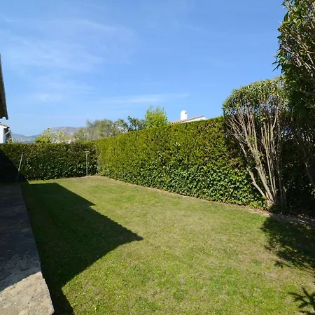 The House In Estartit Has 3 Bedrooms *